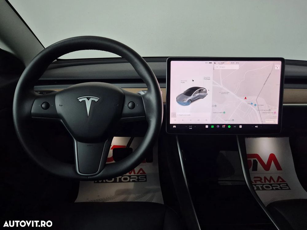 Tesla Model 3 Langstreckenbatterie Allradantrieb Dual Motor - 10