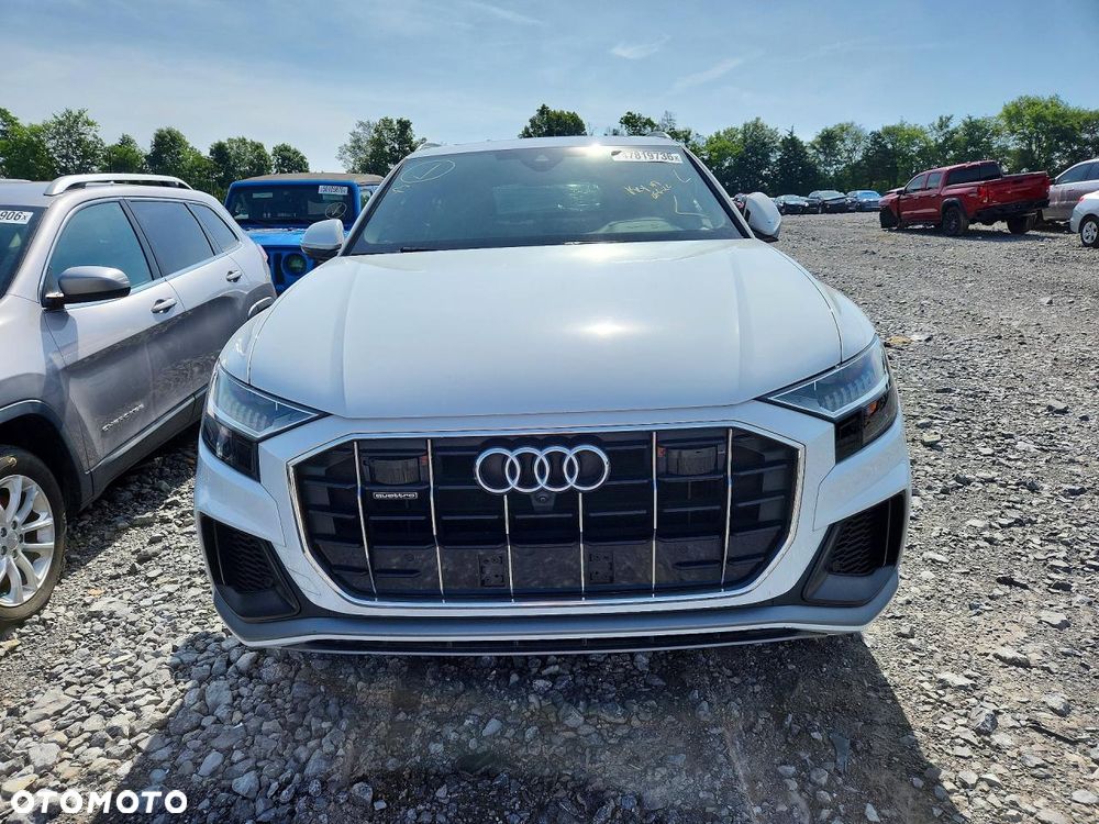 Audi Q8 - 3