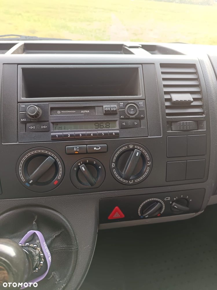 Volkswagen Transporter - 8