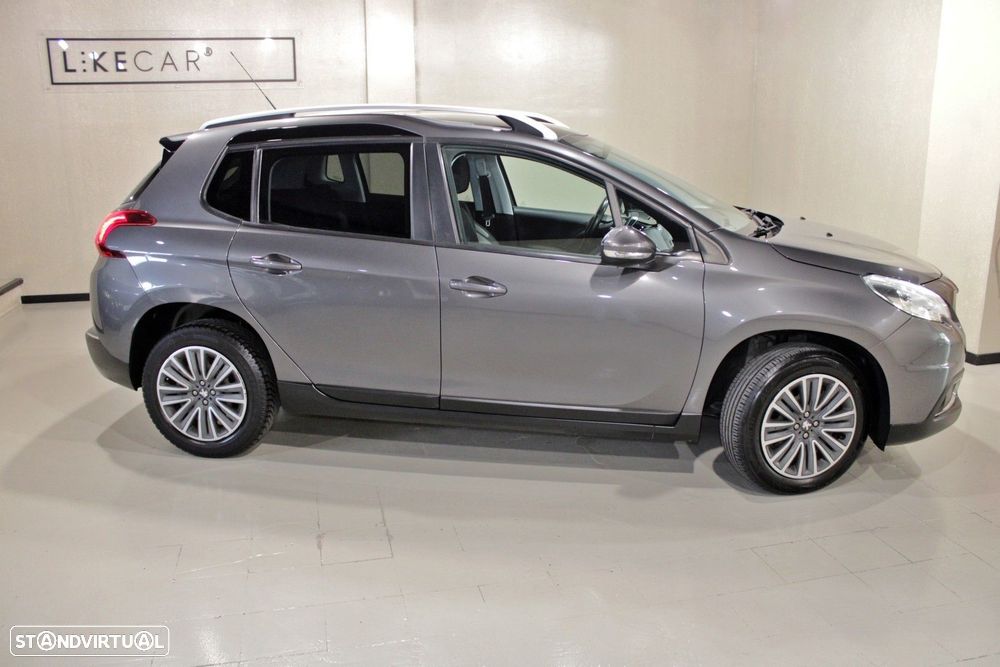 Peugeot 2008 1.2 PureTech Style EAT6 - 10