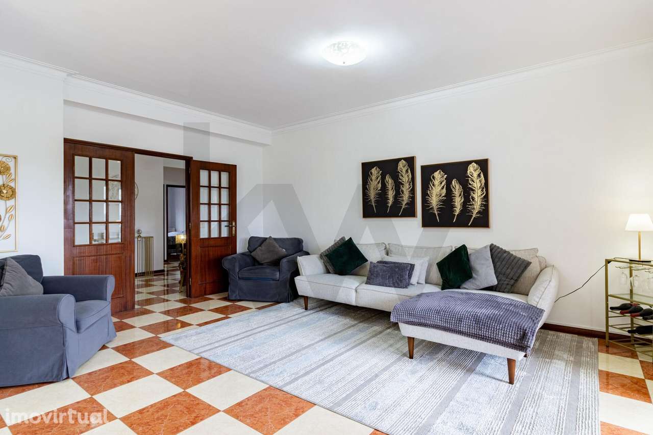 Apartamento T3 em São João da Madeira - com varandas, Localização Estr - Grande imagem: 5/35
