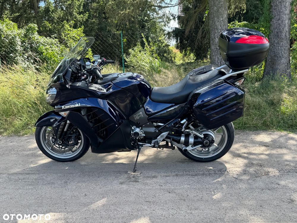 Kawasaki GTR - 21