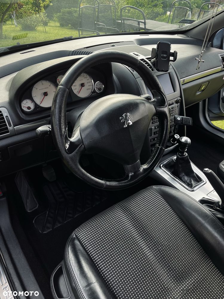 Peugeot 407 - 4