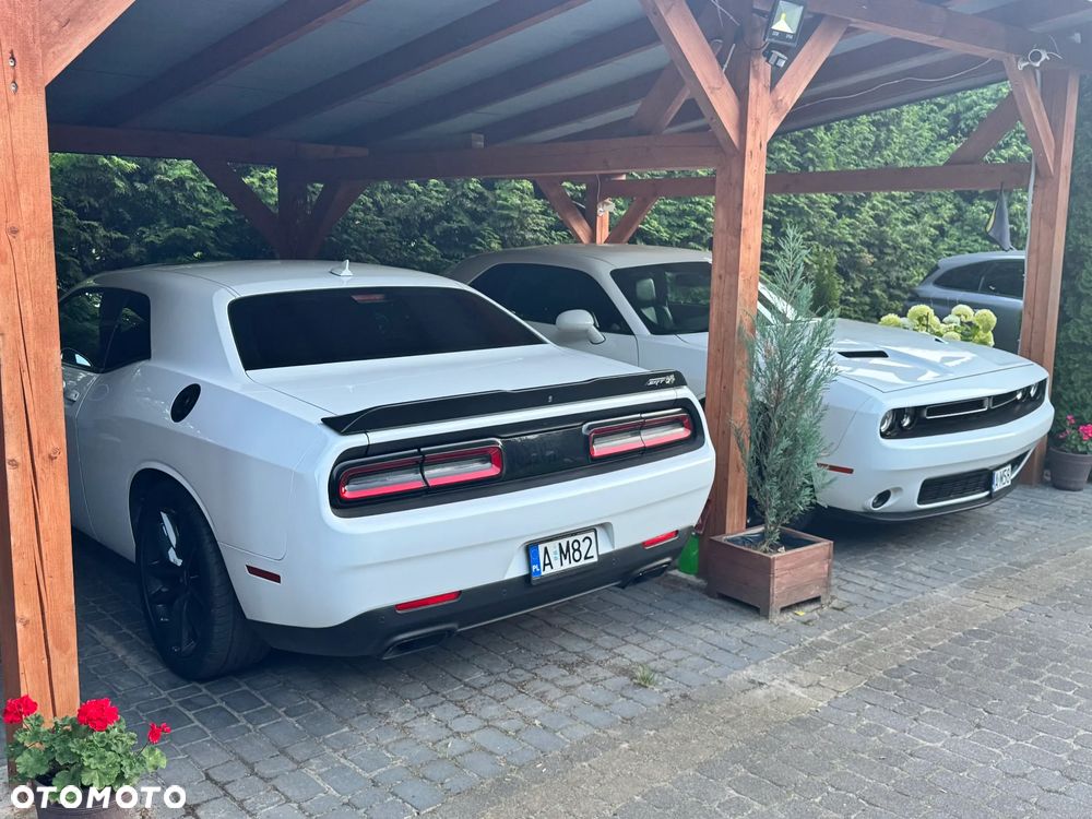 Dodge Challenger 6.4 Scat Pack - 22