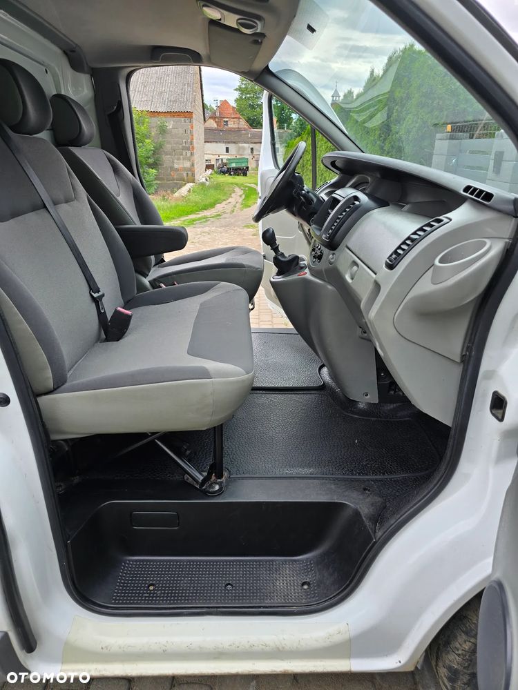 Renault Trafic - 14