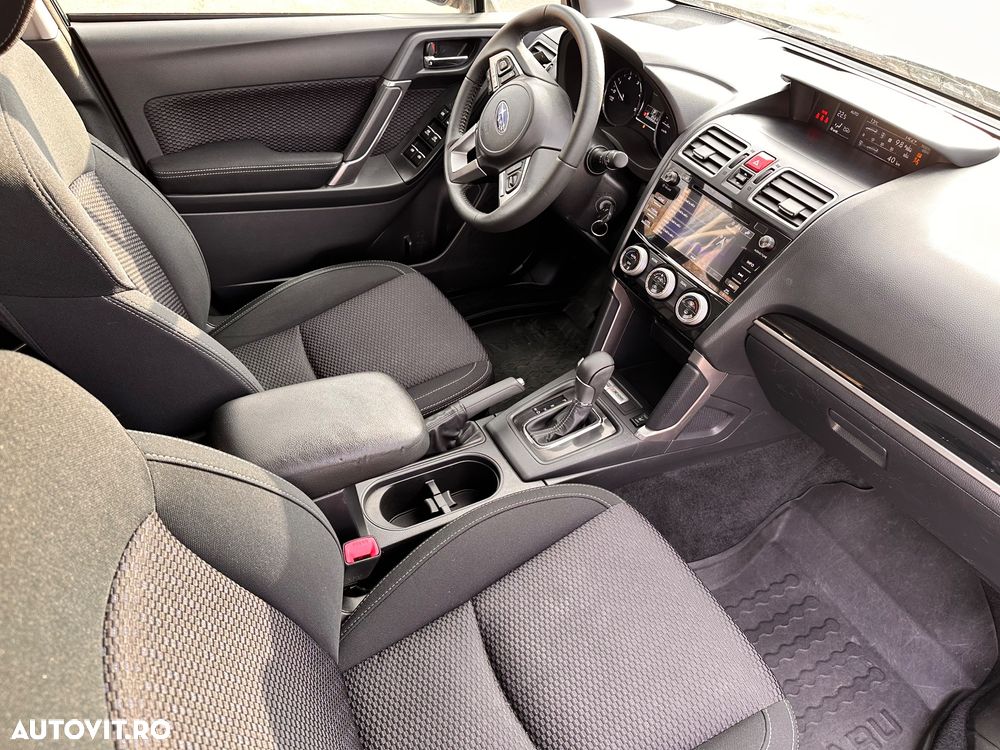 Subaru Forester 2.0D CVT Exclusive - 14
