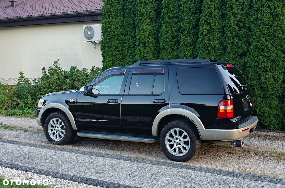 Ford Explorer 4.6 - 5