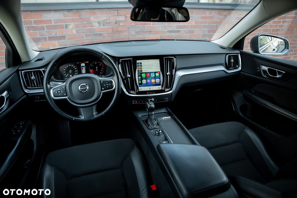 Volvo V60 D3 Geartronic Momentum - 26