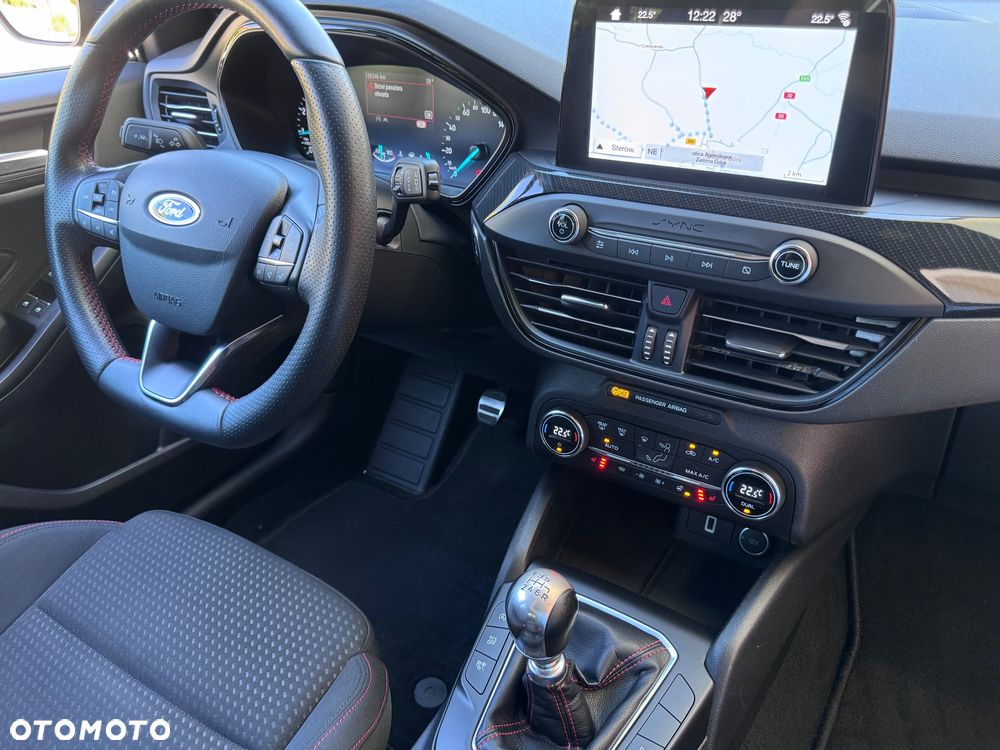 Ford Focus 1.0 EcoBoost Hybrid ST-LINE VIGNALE - 27
