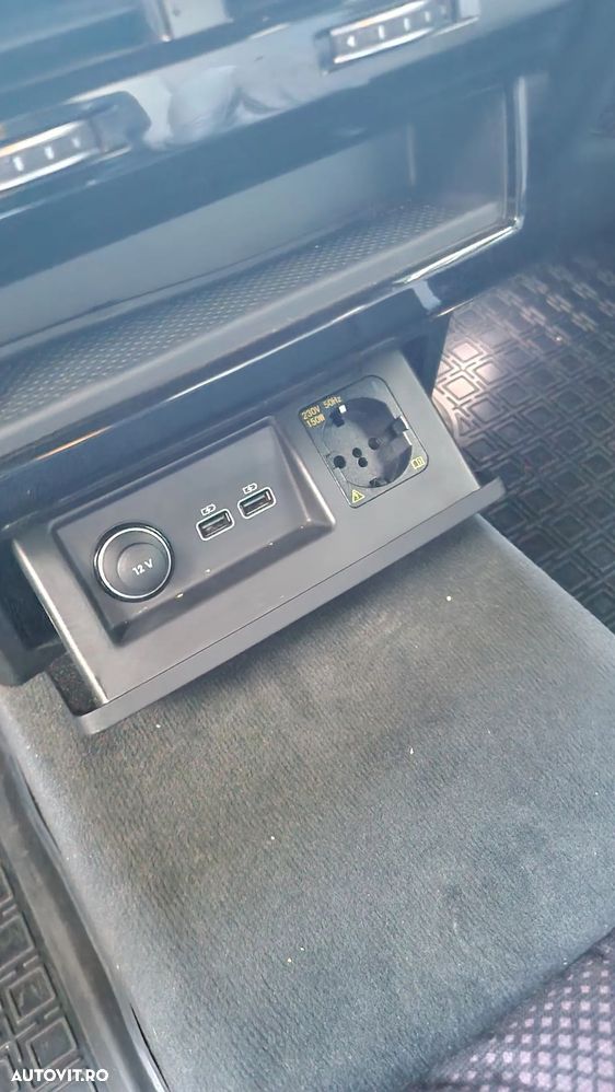 Volkswagen Touareg V6 TDI R-Style - 29