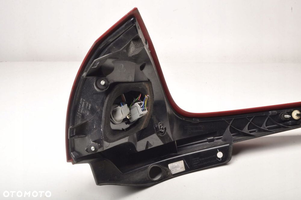 VOLVO XC60 I LAMPA PRAWA TYLNA PRAWY TYŁ  90007893 LIFT - 8