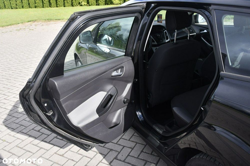 Ford Focus SW - 19