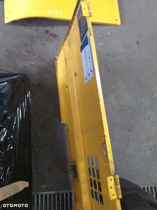 OSŁONA PRZEDNIA PRASA NEW HOLLAND BR7070 180R 09R - 4