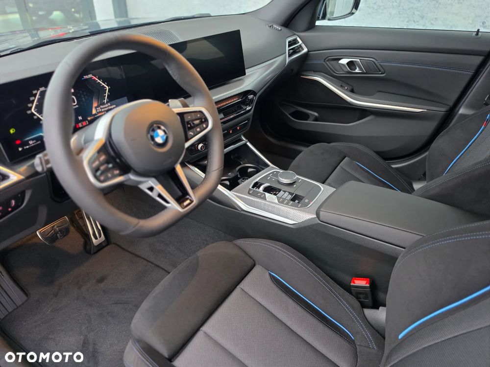 BMW Seria 3 320i xDrive M Sport - 23