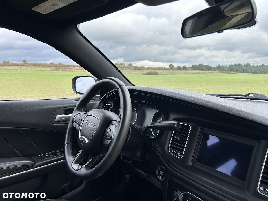 Dodge Charger 5.7 R/T - 12