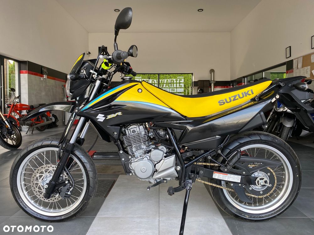 Suzuki DR - 7