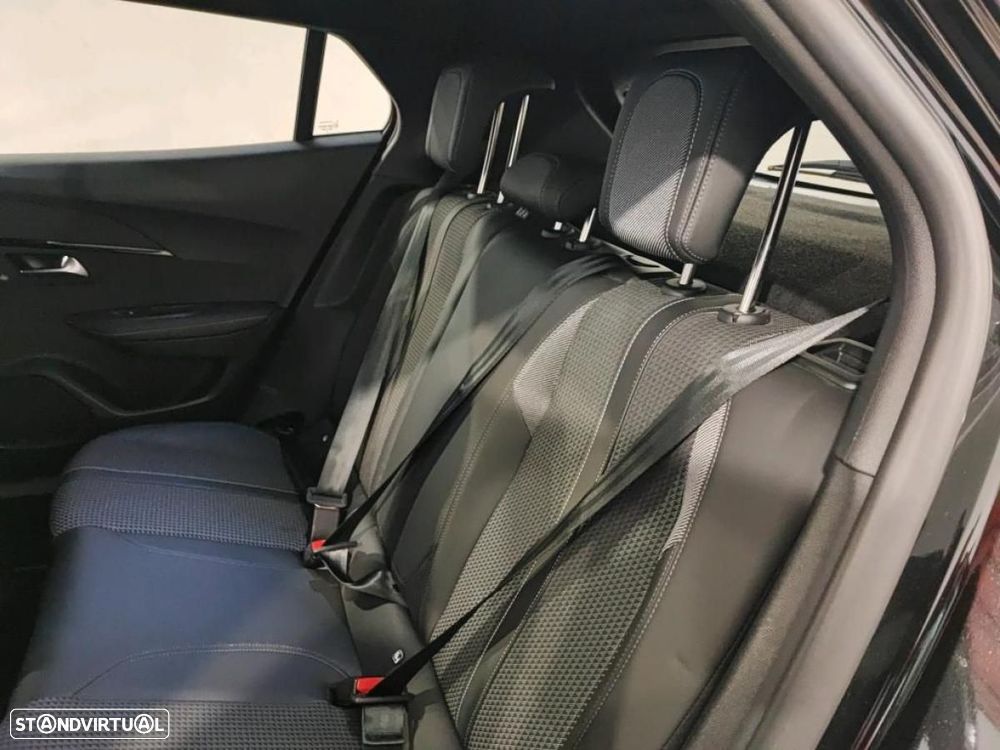 Peugeot 2008 1.5 BlueHDi GT EAT8 - 8