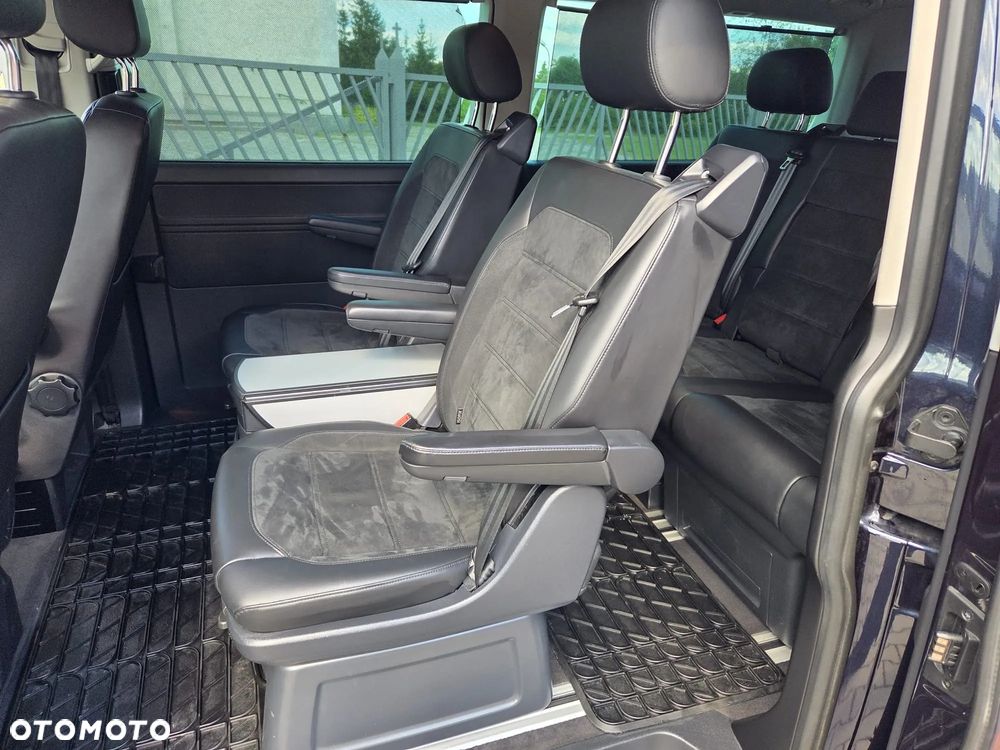 Volkswagen Multivan - 13