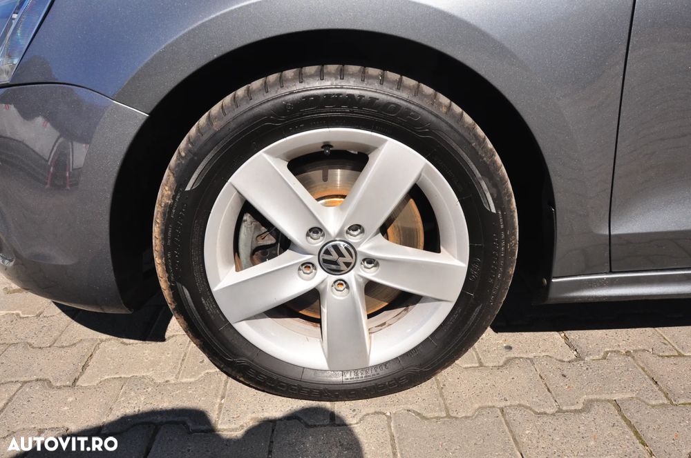 Volkswagen Jetta 1.4 TSI DSG Comfortline - 13