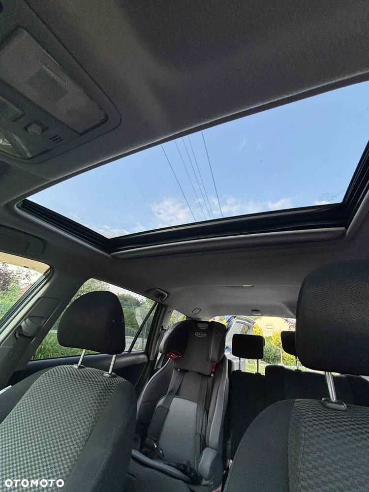 Toyota RAV4 2.4 VVT-i Sport - 13