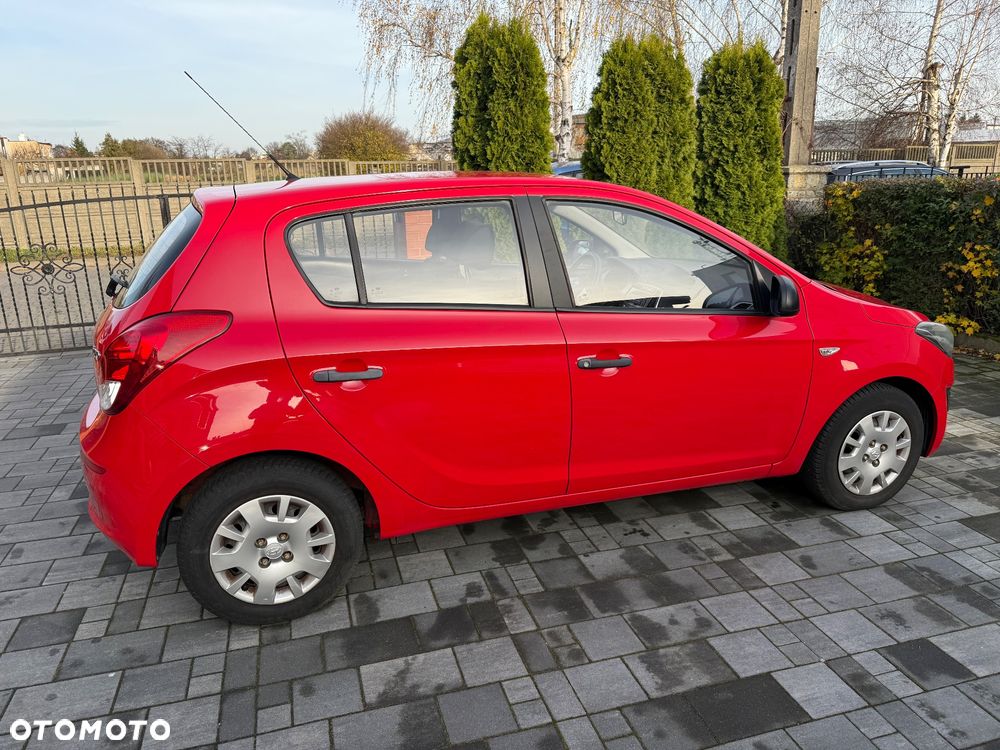Hyundai i20 1.25 Classic + - 7