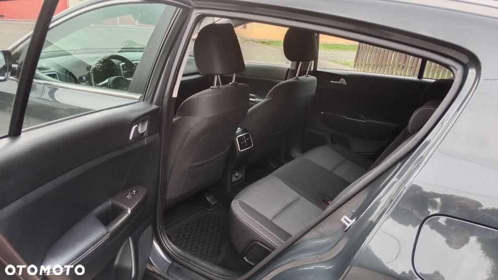 Kia Sportage 1.6 GDI Business Line 2WD - 14