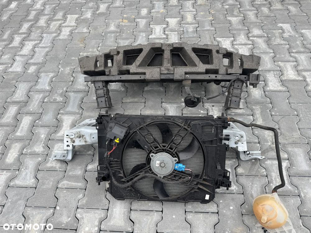WZMOCNIENIE CZOŁOWE PAS CHŁODNICE RENAULT TWINGO III LIFT 1.0 - 6