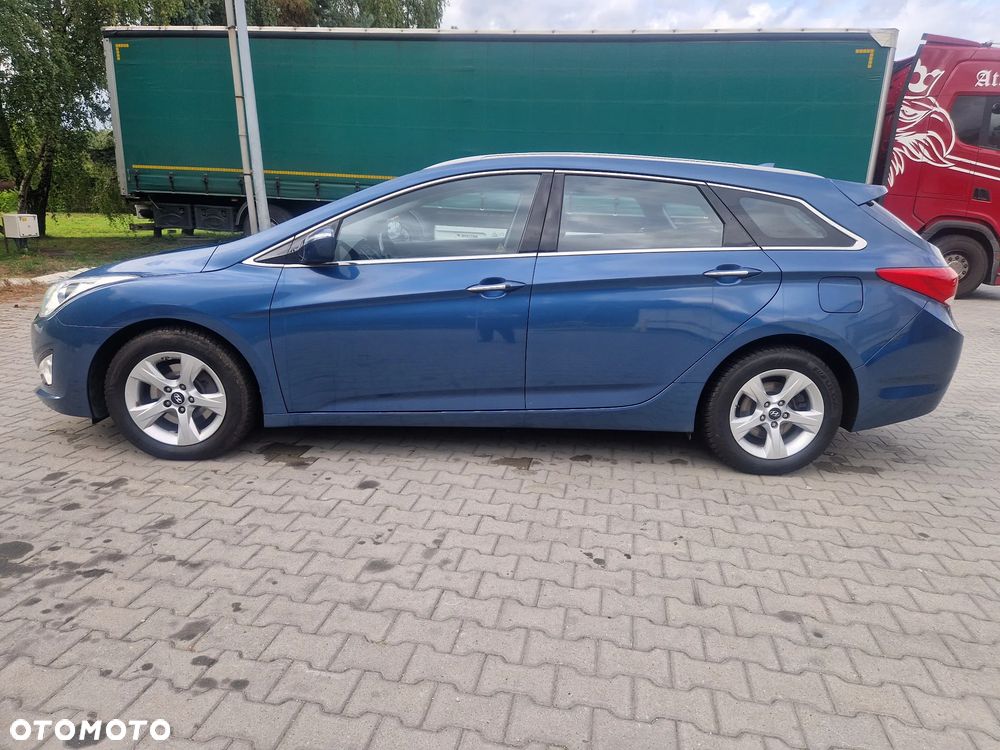 Hyundai i40 Kombi 1.7 CRDi DCT Premium - 5