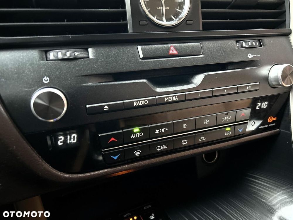 Lexus RX 450h Elegance MY19 - 18