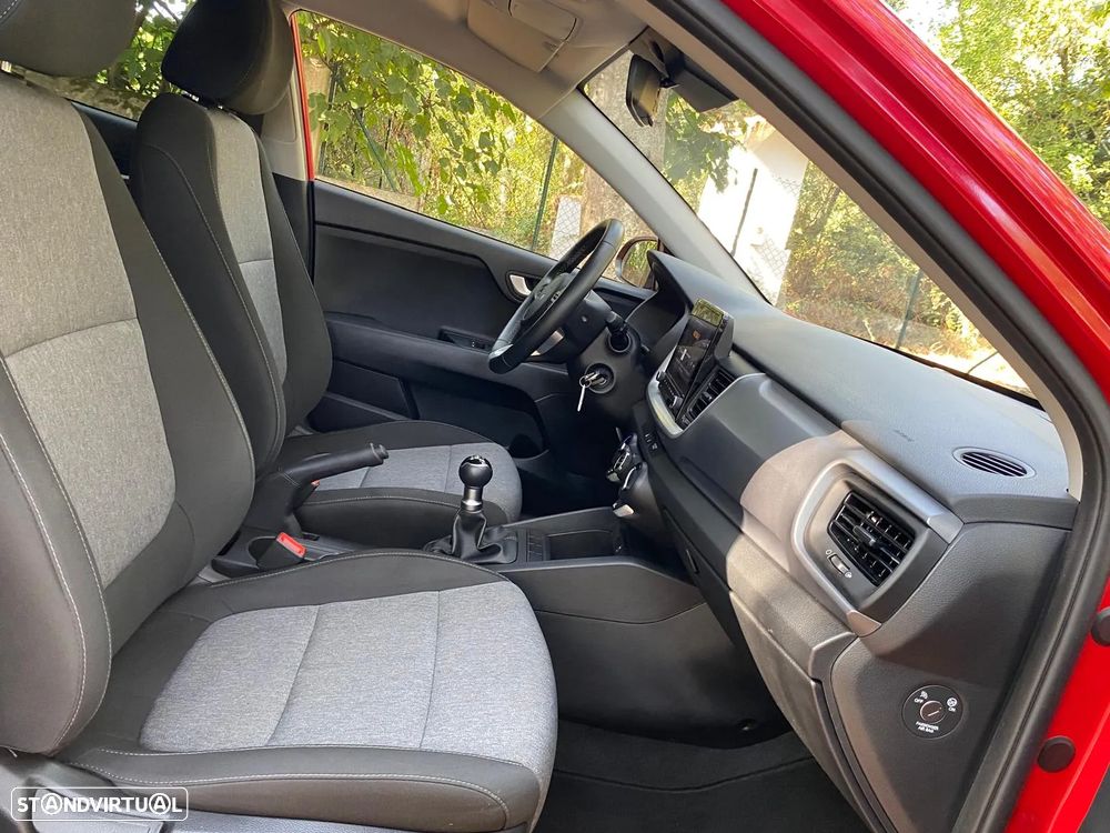 Kia Stonic 1.2 MPi Dynamic - 13