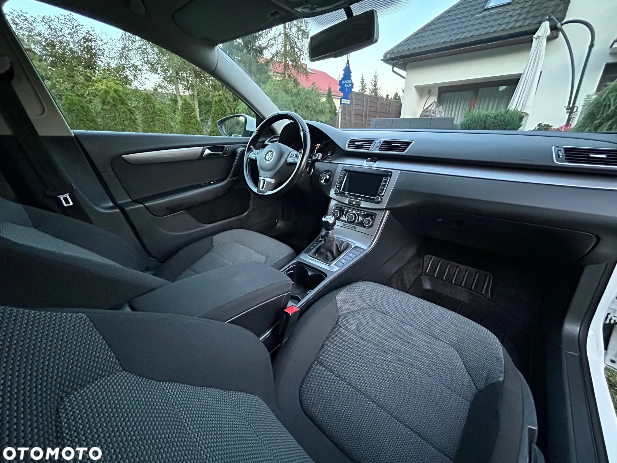 Volkswagen Passat 2.0 TDI Comfortline - 10