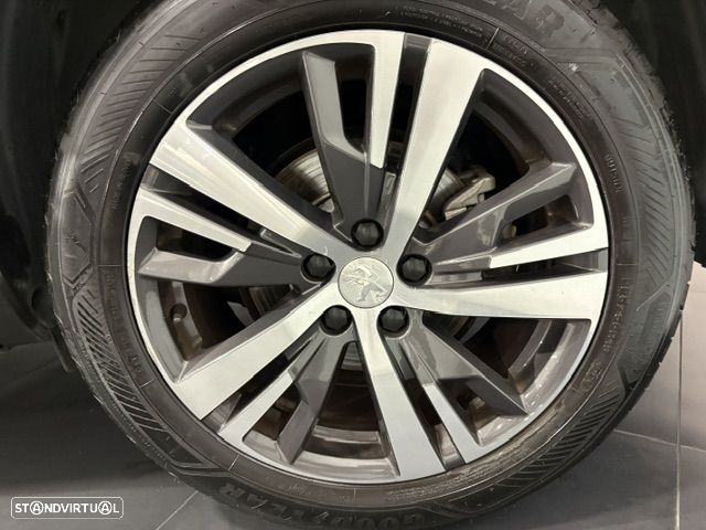 Peugeot 5008 1.5 BlueHDi GT Pack EAT8 — fotografia 41