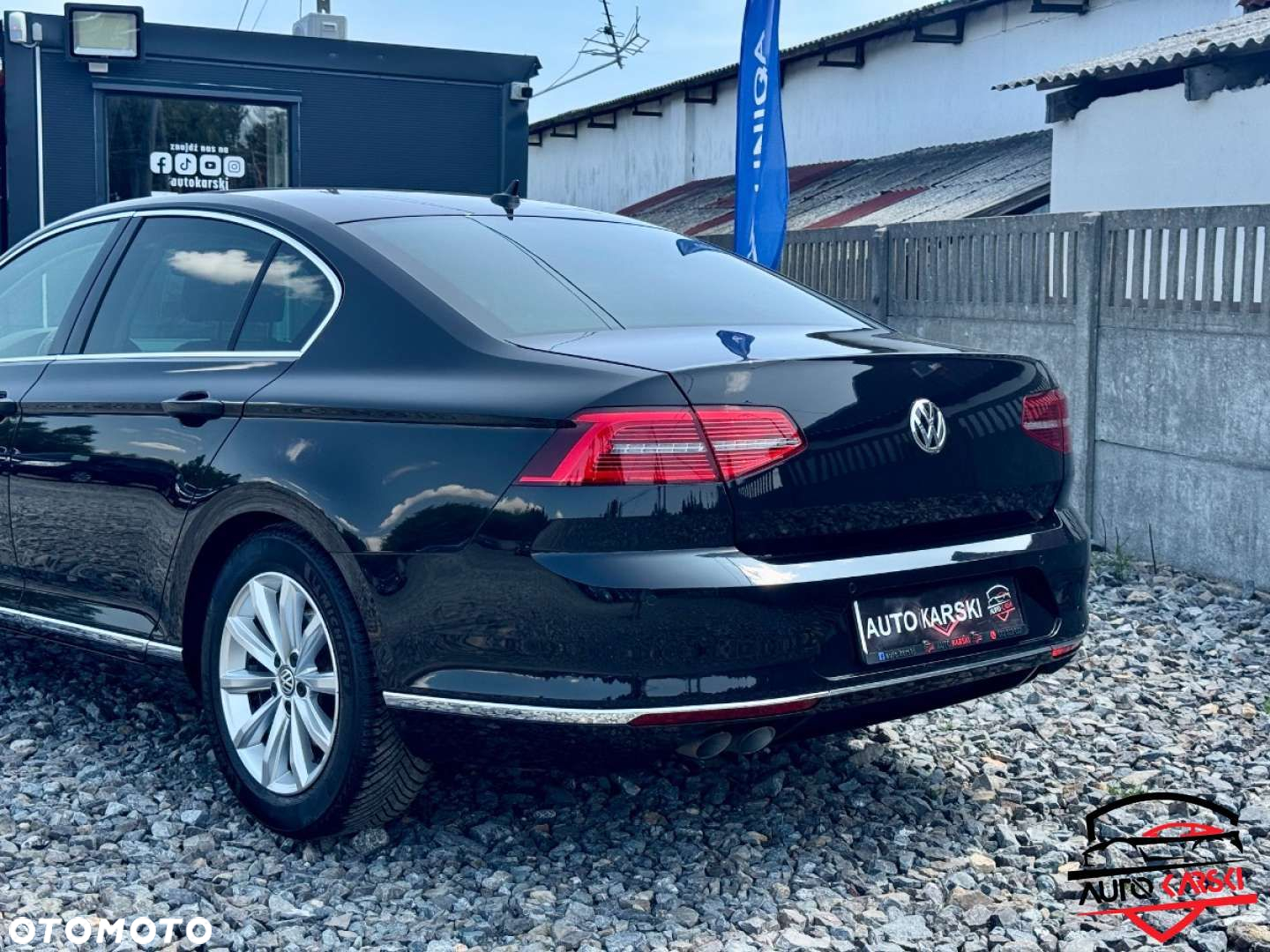 Volkswagen Passat - 15