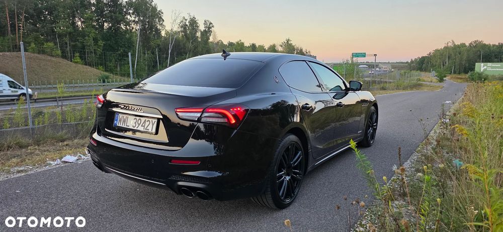 Maserati Ghibli S GranSport - 3