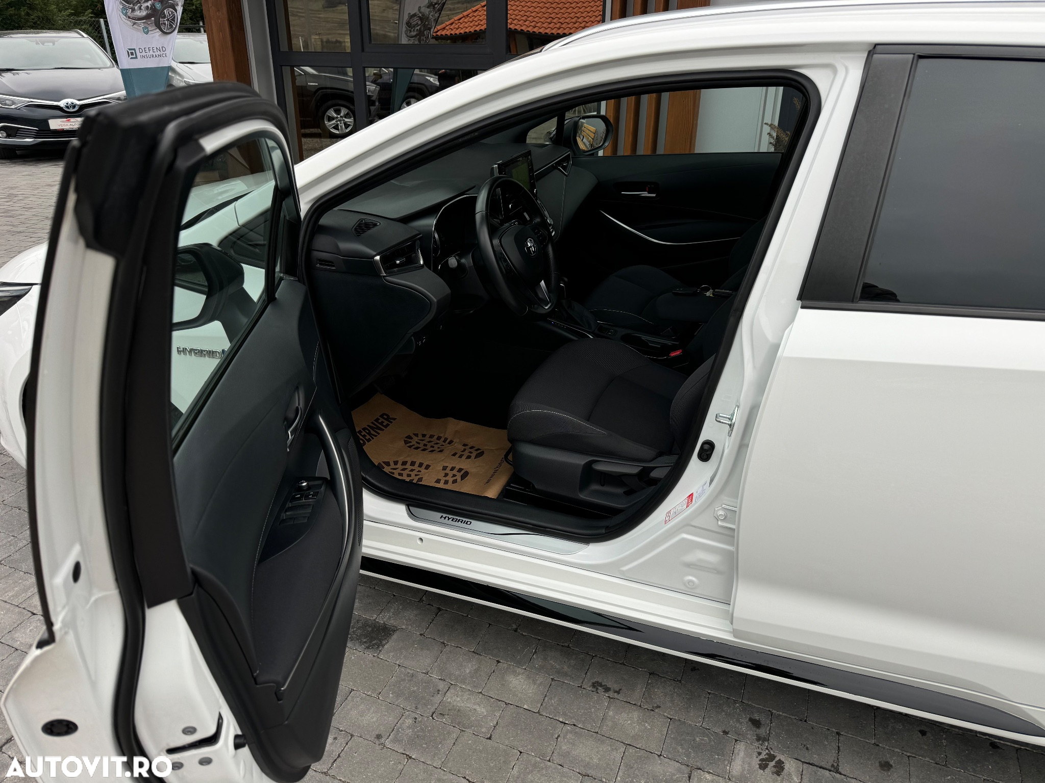Toyota Corolla 1.8 HSD Business - 7