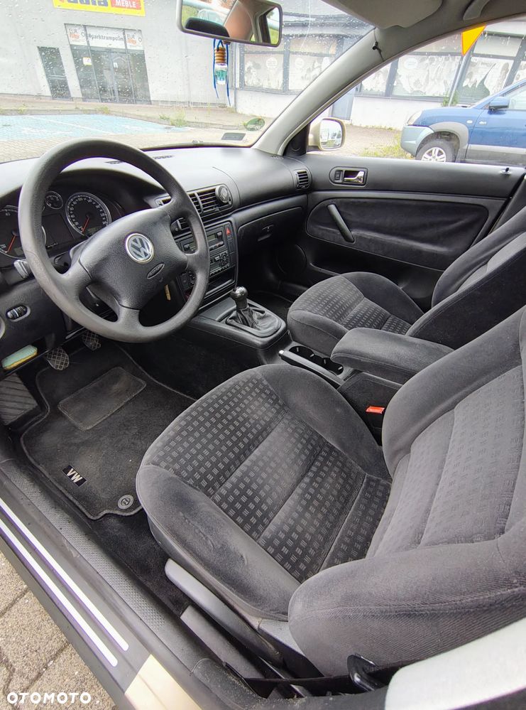 Volkswagen Passat 2.0 Comfortline - 13