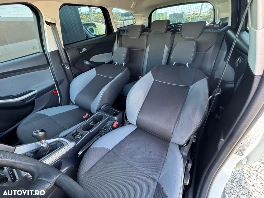 Ford Focus 1.6 TDCi ECOnetic 88g Start-Stopp-Sy Titanium - 18