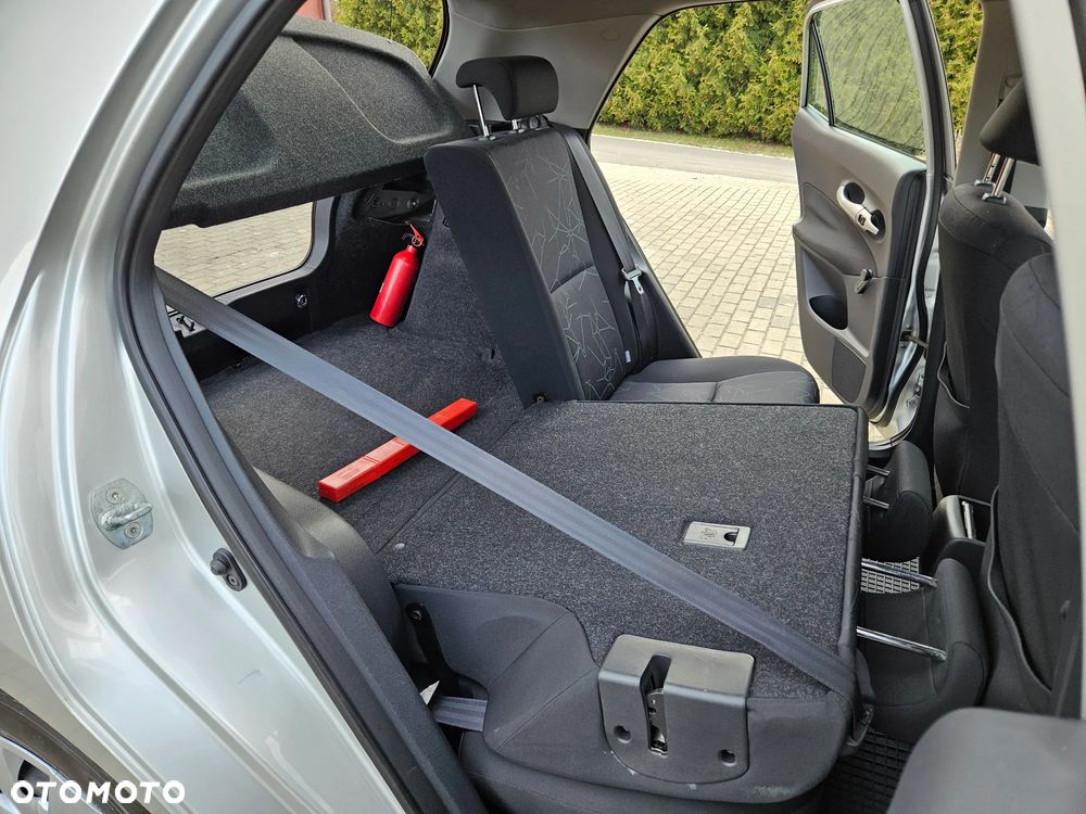 Toyota Auris 1.33 VVT-i Luna - 24