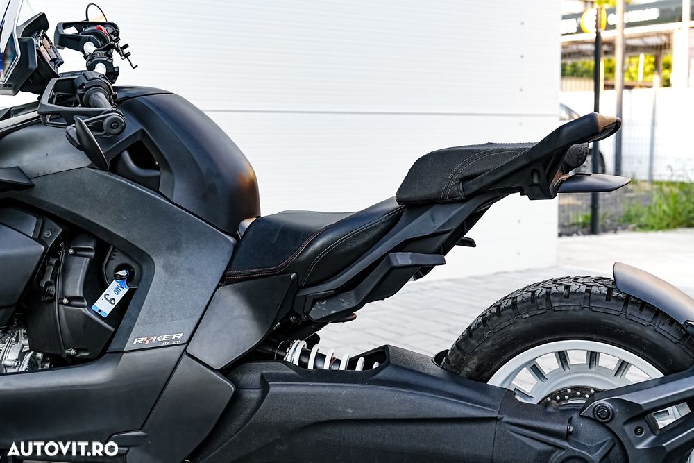 Can-Am Ryker 900 - 16