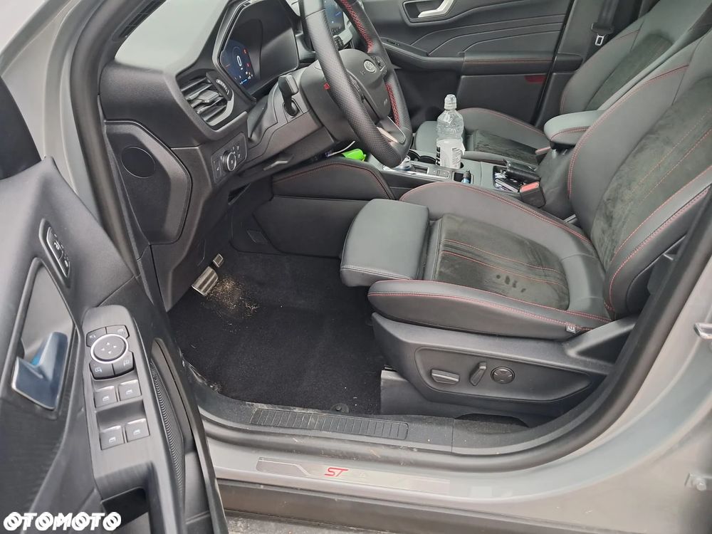 Ford Kuga 2.5 FHEV FWD ST-Line X - 9