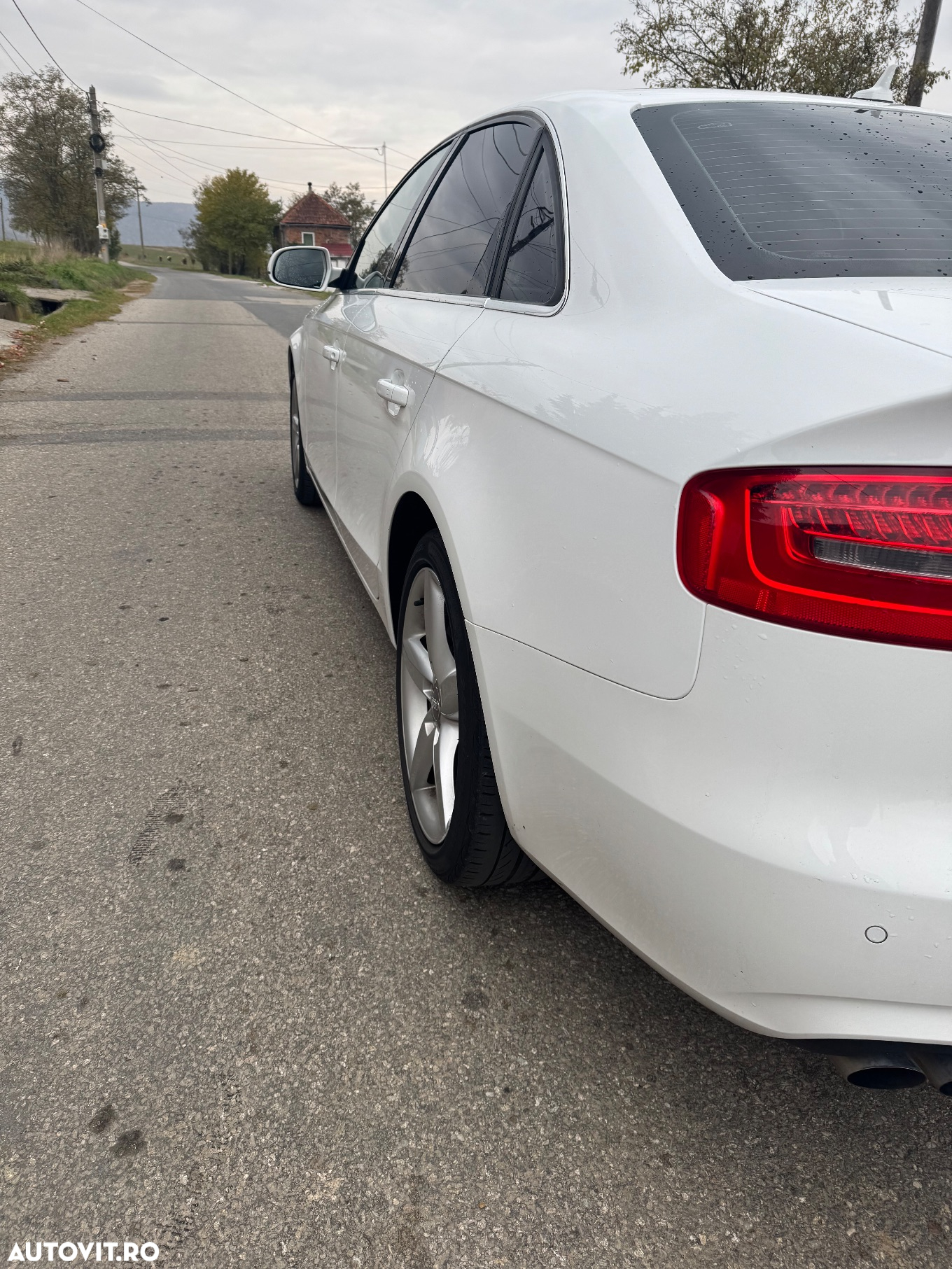 Audi A4 Avant 2.0 TDI DPF Ambiente - 11