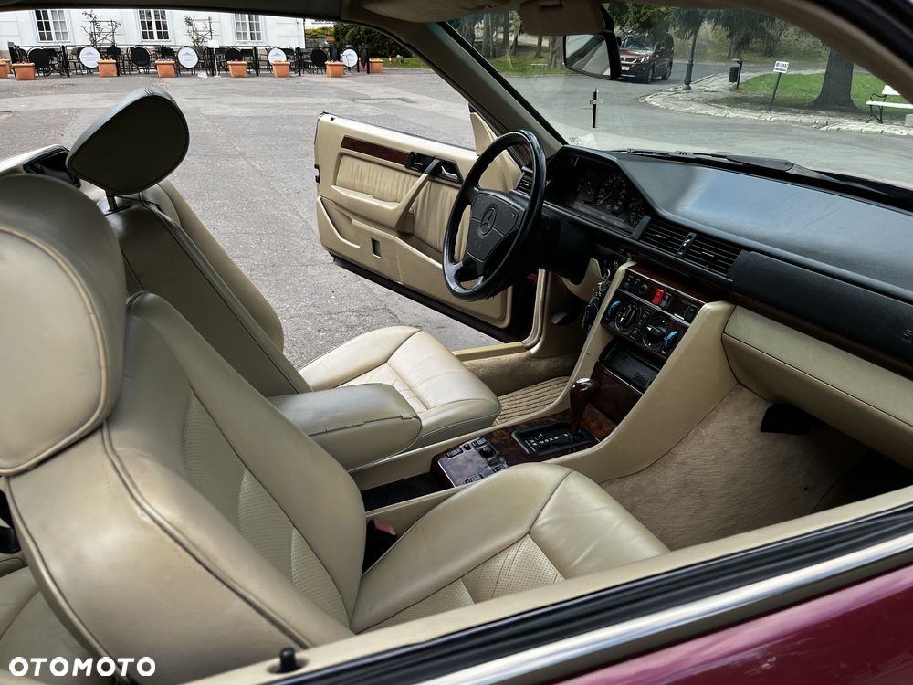 Mercedes-Benz W124 (1984-1993) - 24