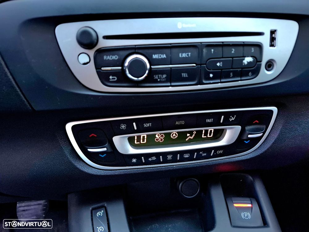 Renault Grand Scénic 1.5 dCi Luxe 7L - 14