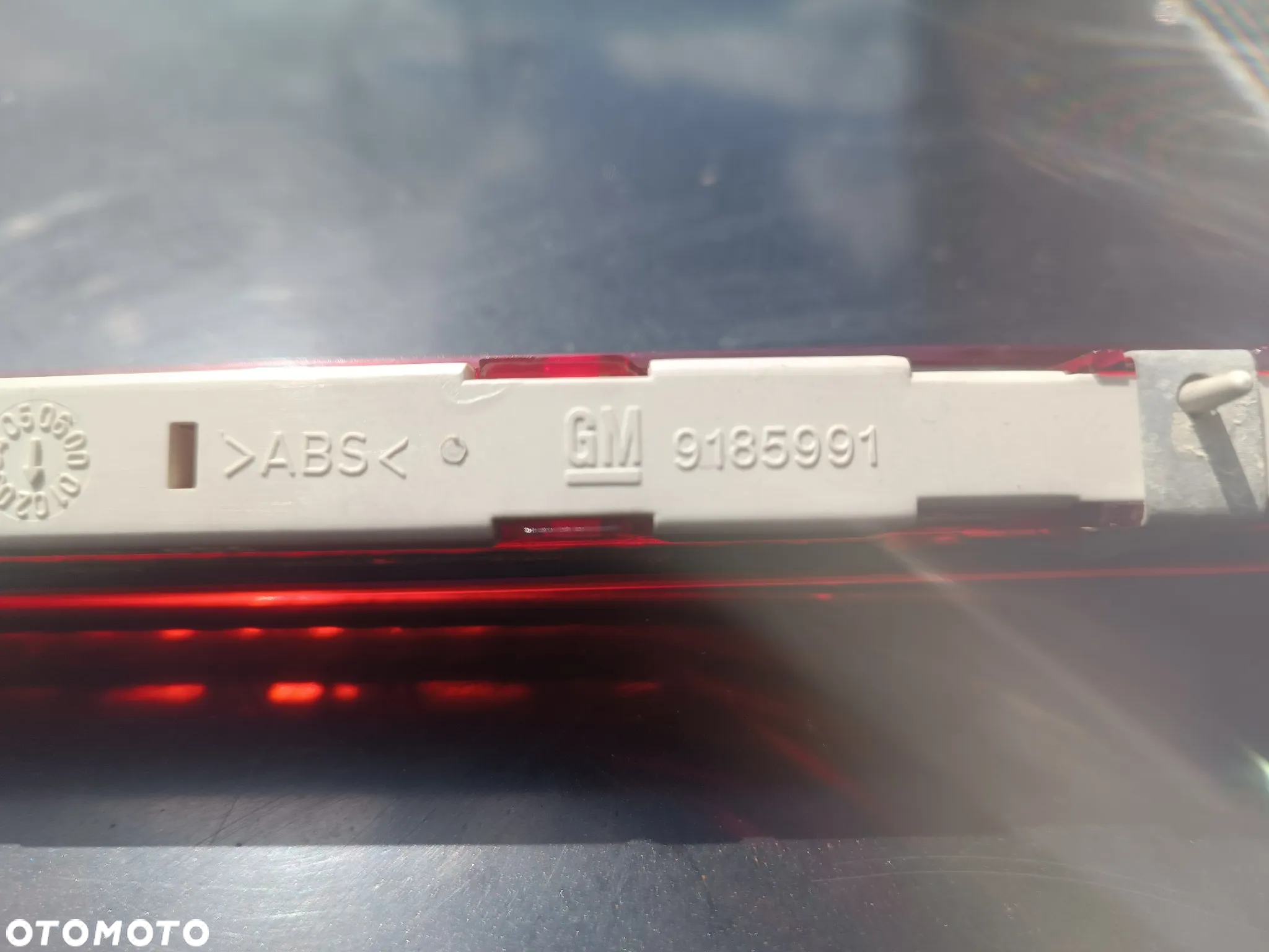 Opel Vectra C (02-05) SEDAN lampa światło hamowania 3-stop trzeci stop 9185991 - 12