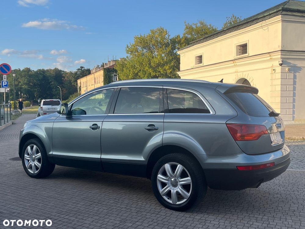 Audi Q7 - 3