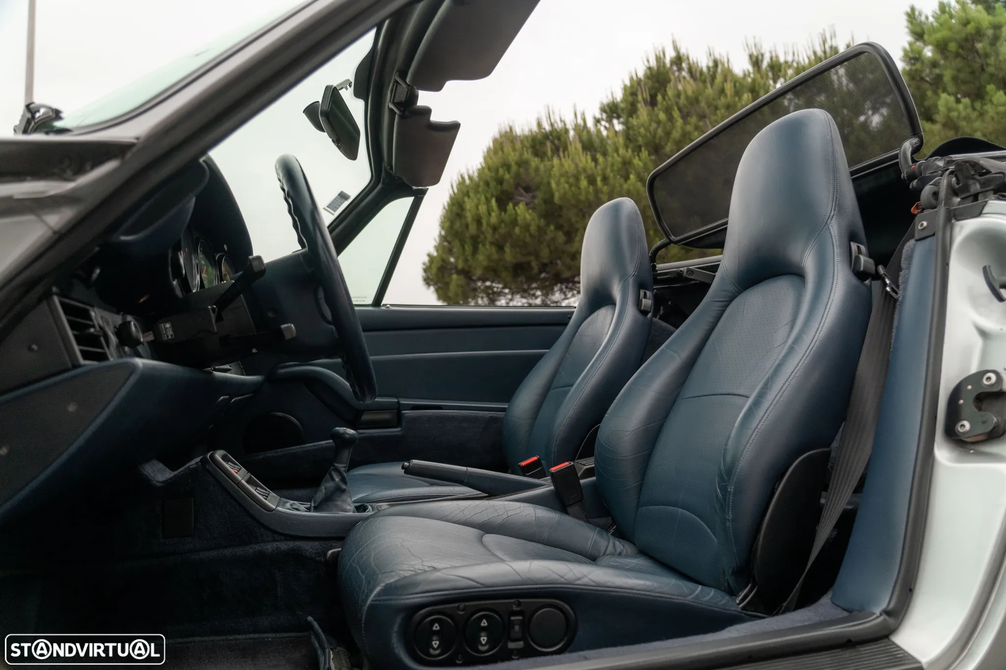 Porsche 911 (993) Cabriolet 3.6 Carrera 2 - 16