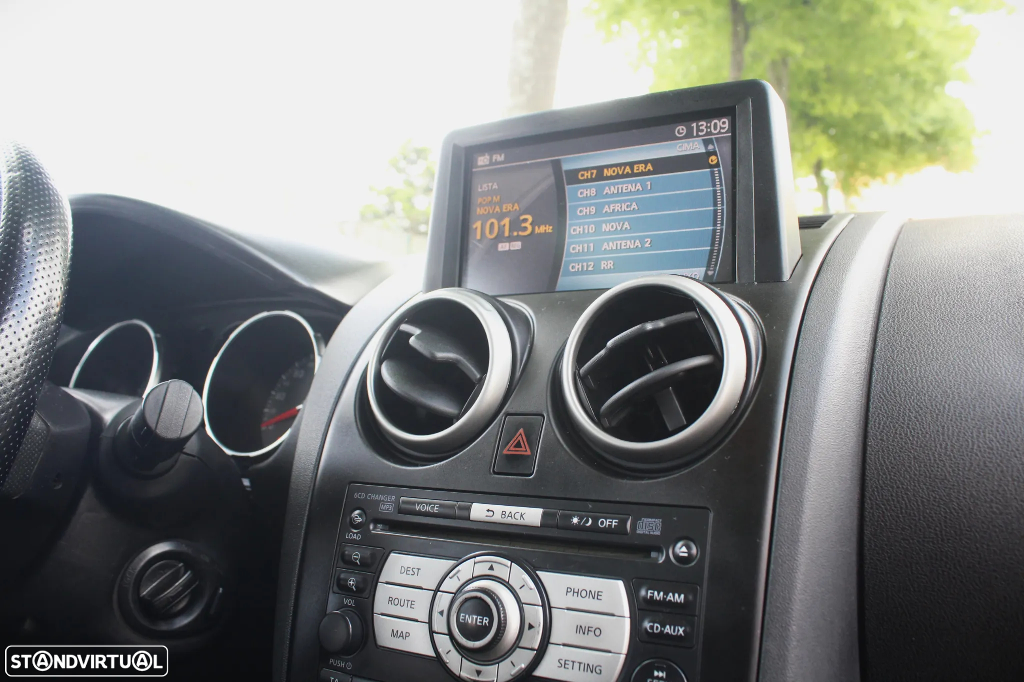 Nissan Qashqai +2 2.0 dCi Tekna Pele Choc +Navi - 49