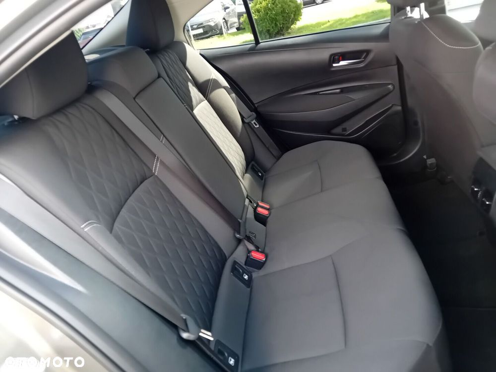 Toyota Corolla - 15