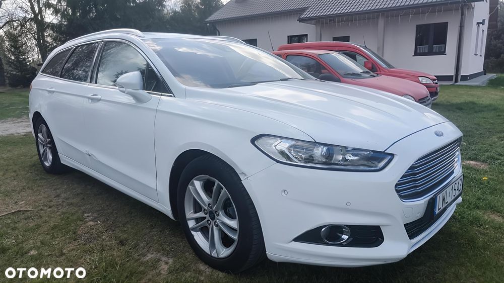 Ford Mondeo 2.0 TDCi STart-Stopp PowerShift-Aut Titanium - 4