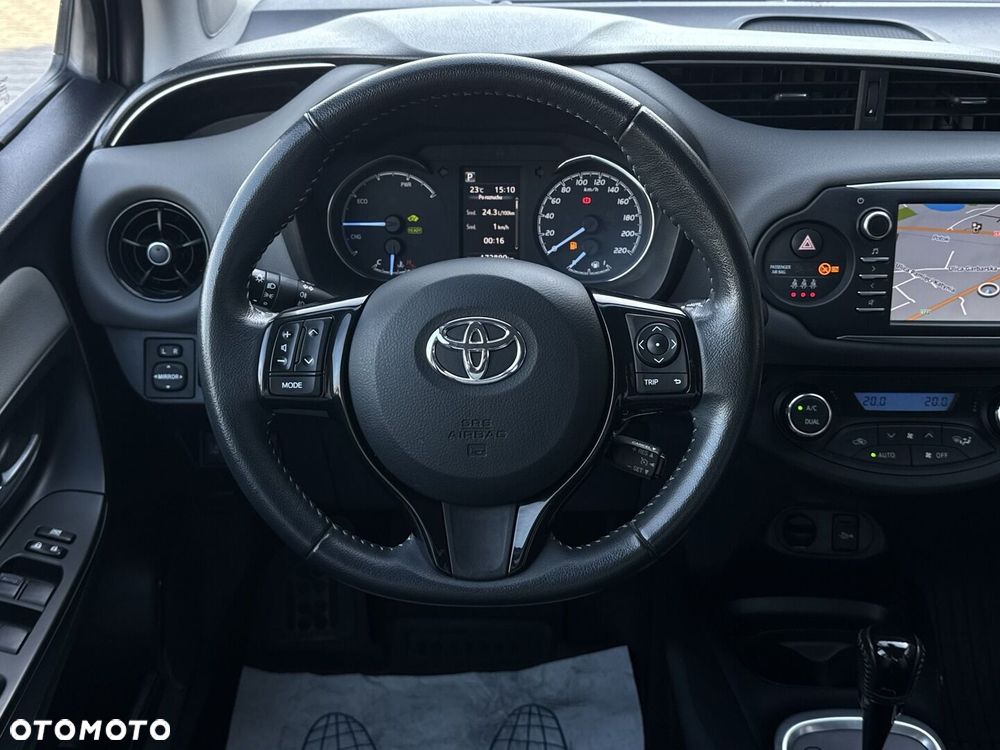 Toyota Yaris - 17
